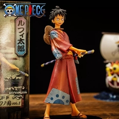 Action Figure Luffy 18 cm com Caixa