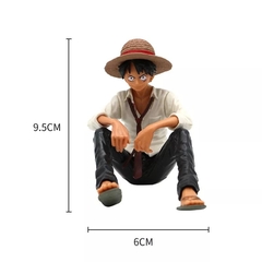 Action Figure Luffy Sentado - comprar online