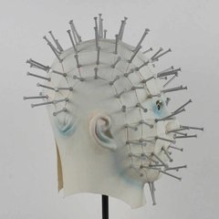 Máscara Hellraiser Pinhead na internet