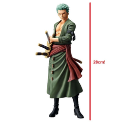 Action Figure Colecionável Zoro Gigante na internet