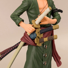 Imagem do Action Figure Colecionável Zoro Gigante