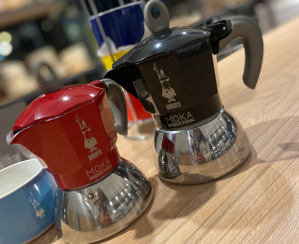 Cafetera Bialetti New Moka Induction roja