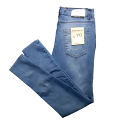 Jeans Chupin Elastizado Con Roturas - comprar online