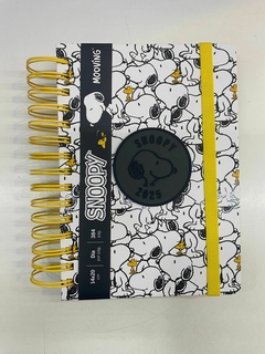 AGENDA MOOVING 2025 DIARIA SNOOPY