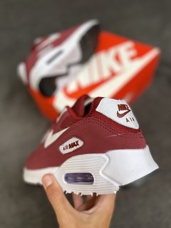 Tênis Nike Air Max 90 na internet