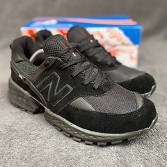 Tênis New Balance 574 na internet