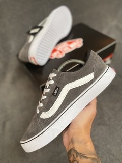 Tênis Vans Old Skool na internet