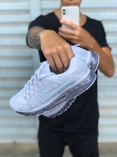 Tênis Nike Flyknit