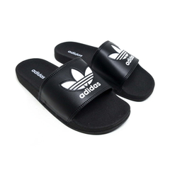 CHINELO SLIDE ADIDAS ADILETTE na internet