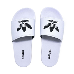 CHINELO SLIDE ADIDAS ADILETTE na internet