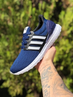 Tênis  Adidas Ultra Bost