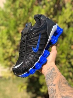 Tênis Nike Shox 12 Molas na internet