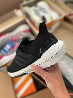 TÊNIS ADIDAS ULTRA BOOST 21