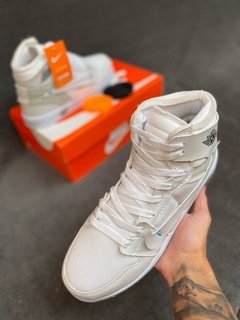 Tênis Nike Air Jordan na internet