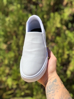 SAPATÊNIS LACOSTE SLIP ON - comprar online