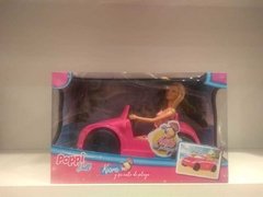 Muñeca estilo barbie con auto