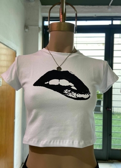 REMERA LIP BABY TEE - comprar online