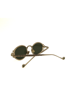 Óculos de Sol Grungetteria Sacro Dourado - comprar online