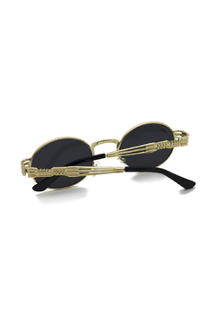 Óculos de Sol Grungetteria Creepy Dourado - Grungetteria | Óculos Alternativo e Hype | Leve 3 e Pague 2