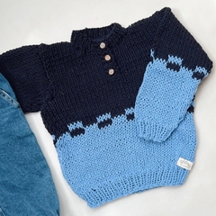 pull 3 botones azul marino y celeste jean