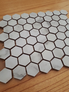 Malla Hexagonal Ceramica Hexagono 34mm calacatta simil marmol carrara en internet